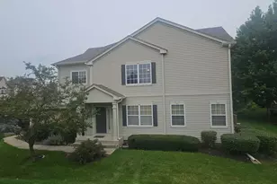 6085 Delaney Dr, Hoffman Estates, IL 60192 - Photo 2