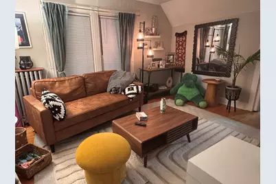 325 3rd Street #2, Libertyville, IL 60048 - Photo 2