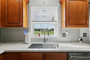 595 Beechwood Ct, Normal, IL 61761 - Photo 10