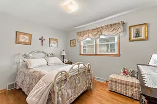 2430 Westover Ave, North Riverside, IL 60546 - Photo 14