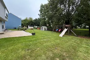 1381 Glacier Pkwy, Algonquin, IL 60102 - Photo 16