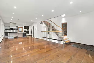 2334 W Medill Ave, Chicago, IL 60647 - Photo 4