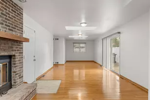 369 Waverly St, Park Forest, IL 60466 - Photo 10