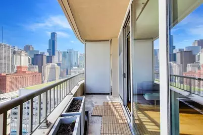 200 N Jefferson Street #2407, Chicago, IL 60661 - Photo 8
