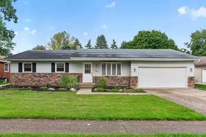 311 George Street, Sycamore, IL 60178 - Photo 2