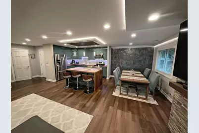 22 Waterbury Lane #O2, Schaumburg, IL 60193 - Photo 6