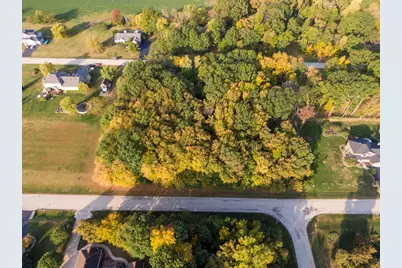 210 Hickory Lane, Kirkland, IL 60146 - Photo 2