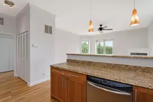 6015 N Mozart St, Chicago, IL 60659 - Photo 8