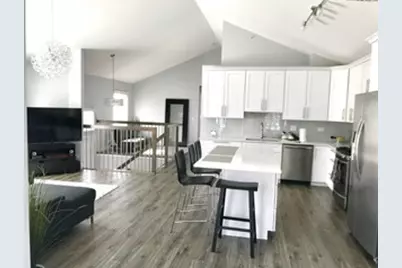 180 Lucerne Court, Wheeling, IL 60090 - Photo 4