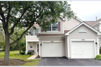 17791 W Salisbury Drive, Gurnee, IL 60031 - Photo 2