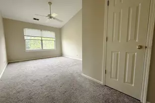 17791 W Salisbury Dr, Gurnee, IL 60031 - Photo 14