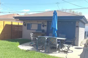6047 S Normandy Ave, Chicago, IL 60638 - Photo 12
