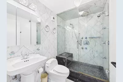 1230 N State Parkway #18D, Chicago, IL 60610 - Photo 14