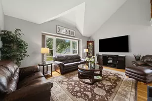 68 Chestnut Terrace, Buffalo Grove, IL 60089 - Photo 4