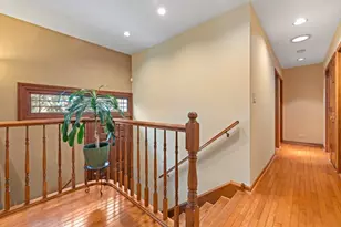 9121 Forest Dr, Hickory Hills, IL 60457 - Photo 2