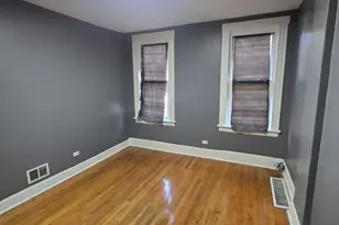 11335 S Champlain Ave, Chicago, IL 60628 - Photo 2