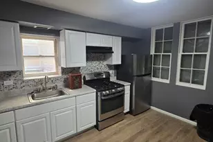 11335 S Champlain Ave, Chicago, IL 60628 - Photo 8