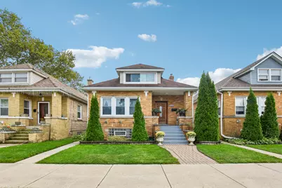 5705 W Newport Avenue, Chicago, IL 60634 - Photo 1