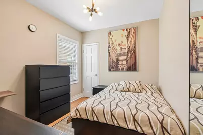 5705 W Newport Avenue, Chicago, IL 60634 - Photo 10