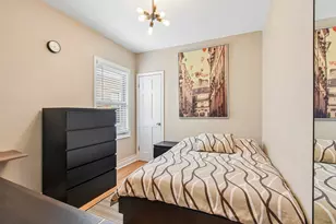 5705 W Newport Ave, Chicago, IL 60634 - Photo 10