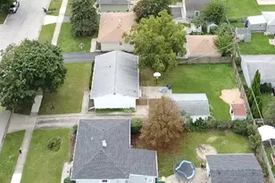 815 Pearson Dr, Joliet, IL 60435 - Photo 38