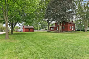34 Nebraska St, Geneva, IL 60134 - Photo 4