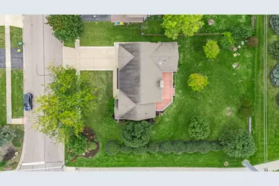 1338 Foxbend Drive, Sycamore, IL 60178 - Photo 38