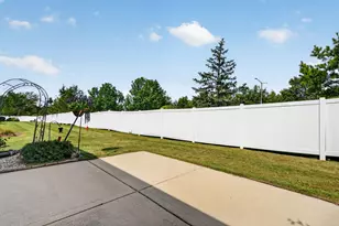 1149 Heron Cir, Joliet, IL 60431 - Photo 24