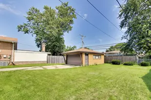 15535 University Ave, Dolton, IL 60419 - Photo 8