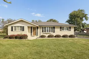6516 W 84th St, Burbank, IL 60459 - Photo 1