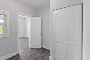 1608 W Sherwin Ave, Chicago, IL 60626 - Photo 8