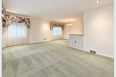 1400 Huntington Drive, Glenview, IL 60025 - Photo 4