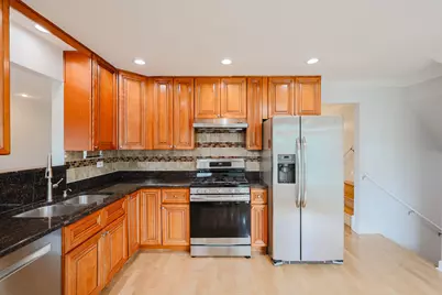 2703 N Brighton Place, Arlington Heights, IL 60004 - Photo 6
