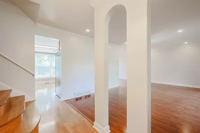 2703 N Brighton Place, Arlington Heights, IL 60004 - Photo 10