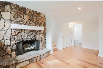 2703 N Brighton Place, Arlington Heights, IL 60004 - Photo 12
