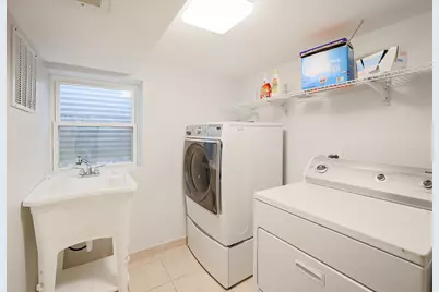 2703 N Brighton Place, Arlington Heights, IL 60004 - Photo 22