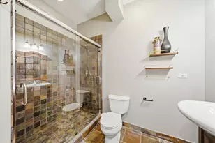 2035 W Division St, Chicago, IL 60622 - Photo 26