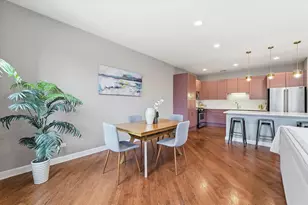 2035 W Division St, Chicago, IL 60622 - Photo 12