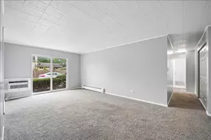 681 Elmhurst Rd, Des Plaines, IL 60016 - Photo 2