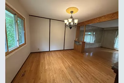 613 Newberry Drive, Streamwood, IL 60107 - Photo 4