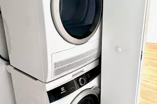 1244 W Byron St, Chicago, IL 60613 - Photo 10