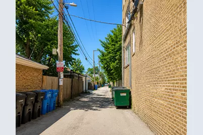 3206 W Berwyn Avenue #G, Chicago, IL 60625 - Photo 18