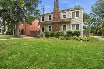 2014 E Jackson Street, Bloomington, IL 61701 - Photo 1