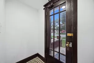 4836 W Barry Ave, Chicago, IL 60641 - Photo 4