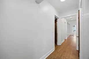 4836 W Barry Ave, Chicago, IL 60641 - Photo 8