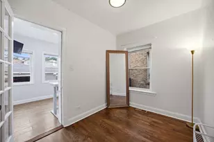 4836 W Barry Ave, Chicago, IL 60641 - Photo 12