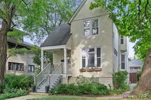 540 N Harvey Ave, Oak Park, IL 60302 - Photo 1