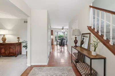 1222 Biscayne Drive, Elk Grove Village, IL 60007 - Photo 6