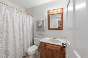 1222 Biscayne Dr, Elk Grove Village, IL 60007 - Photo 30