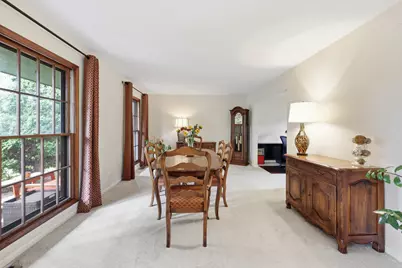 1222 Biscayne Drive, Elk Grove Village, IL 60007 - Photo 16